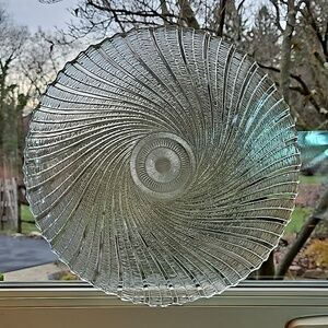 Arcoroc Seabreeze Clear Glass Pressed Glass Swirl Serving Platter 1980s  12 3/4"